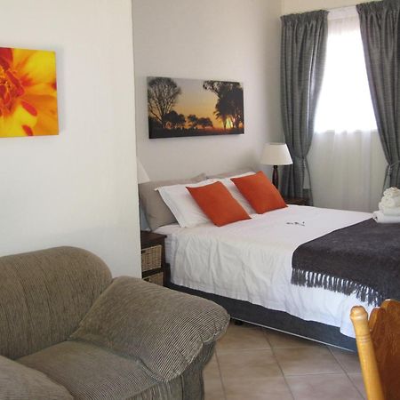 The Pecan Tree Guesthouse Sandton Exterior foto